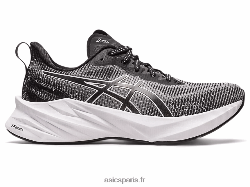 femmes Asics novablast 3 le BXL8B22268 blanc noir