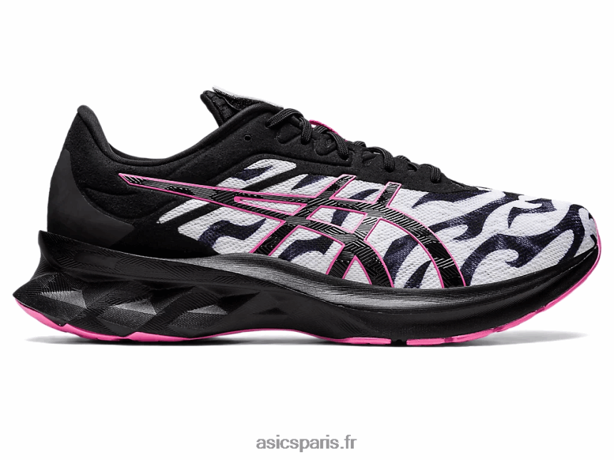 Hommes Asics novablast sps BXL8B21300 noir blanc