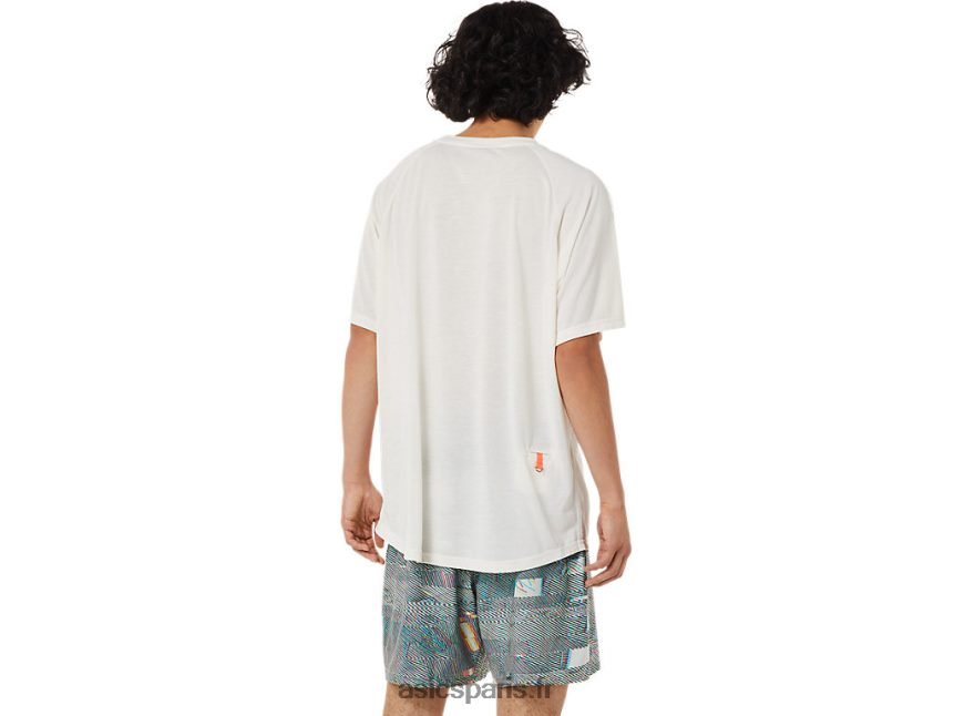 Hommes Asics haut à manches courtes avec poche BXL8B21405 crème